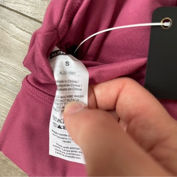 Alphalete Alphalux Wonder Bra - Picture 4 of 5